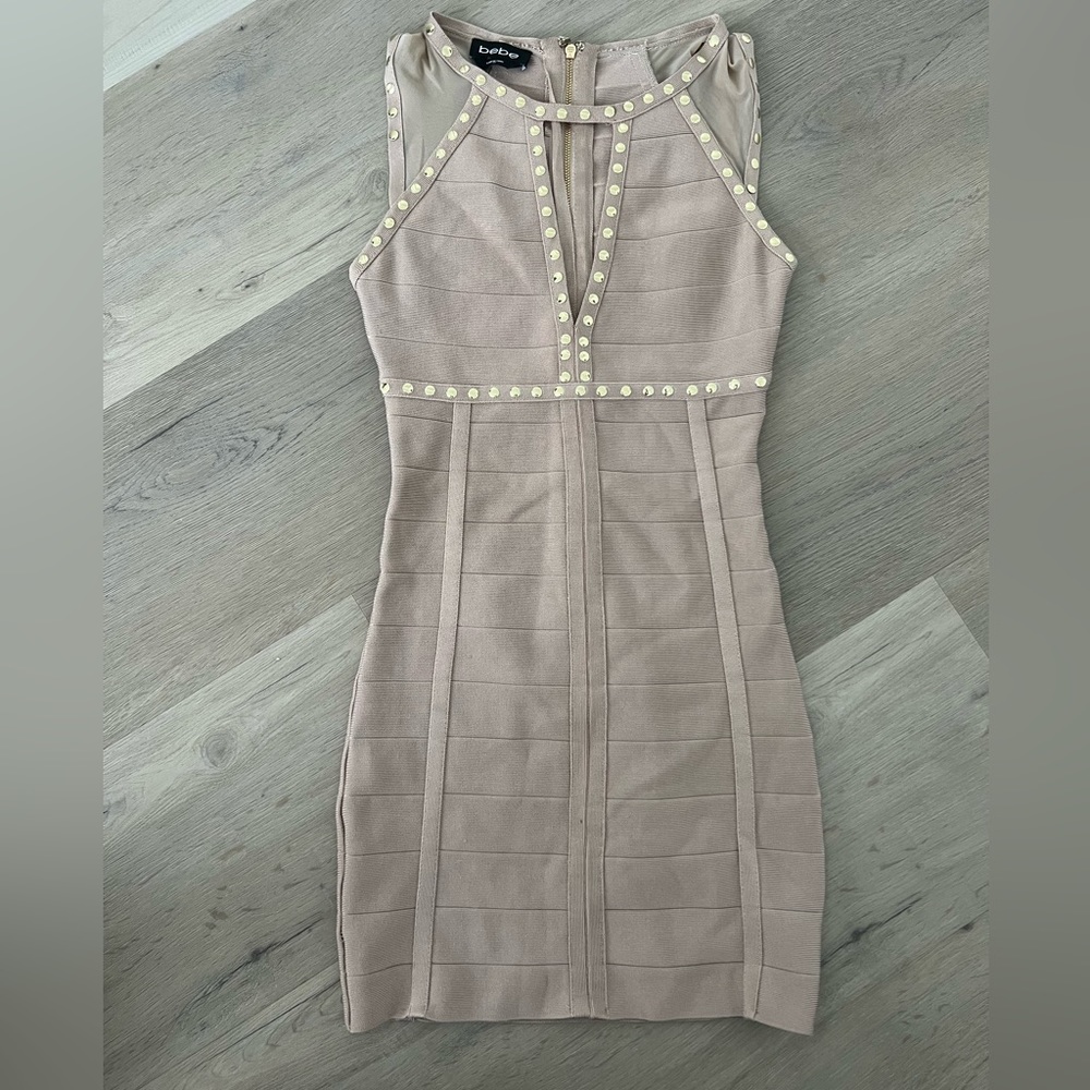 Bebe dress
